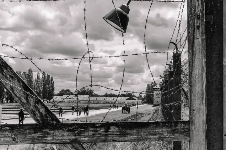 a close up of a wire fence
